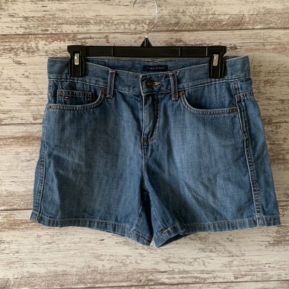 Tommy Hilfiger Jean Shorts Size 2 - Picture 1 of 6